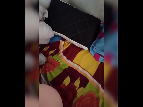 ❤️ Dakina ta zauna a gida ita kadai saboda mijinta ya tafi hutu sai na yi amfani da damar in yi mata fyade na cika mata gindi da nono. ❤️ Batsa ️❤